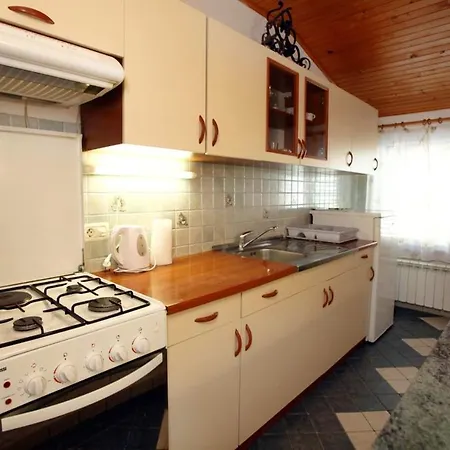 Apartment 2 Bedrooms At 300 M Away From The With Furnished Terrace And Wifi