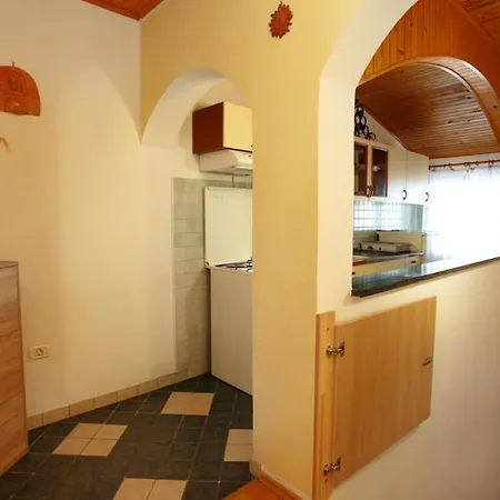 2 Bedrooms At 300 M Away From The With Furnished Terrace And Wifi דירה